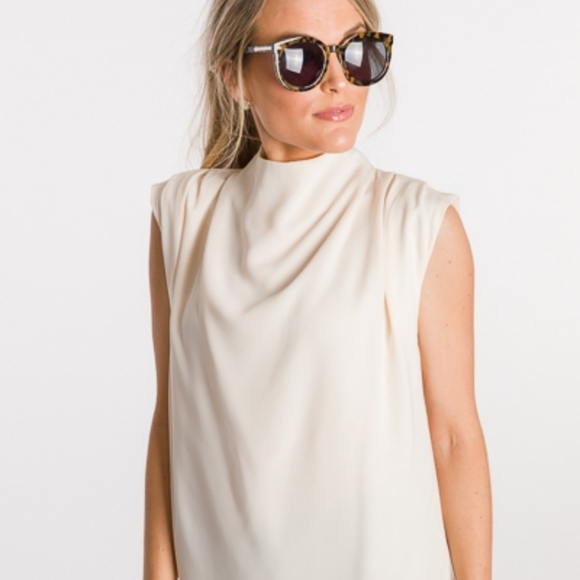 NWOT Lena high neck ruched shoulder sleeveless shift dress Size Small - Picture 1 of 6